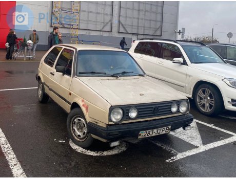 18 283-32 PB, Volkswagen Golf