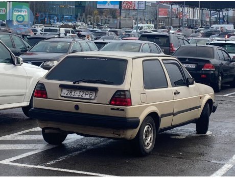 18 283-32 PB, Volkswagen Golf