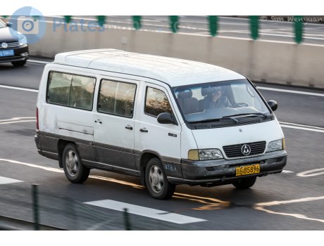 京E·B5896, Huizhong Istana