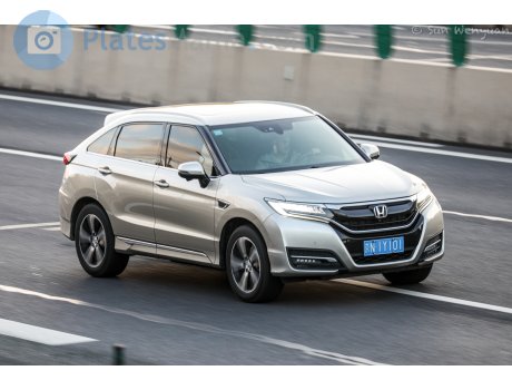 京N·1Y101, Honda UR-V