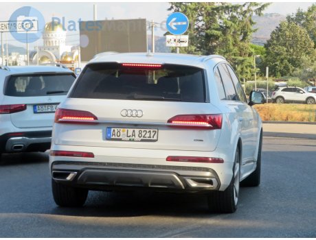 AÖ LA 8217, Audi Q7