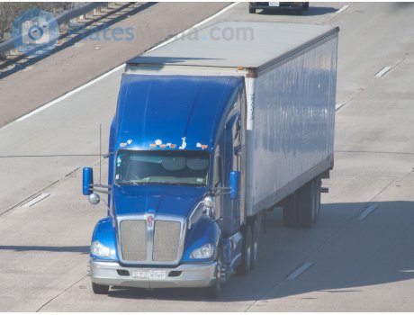 02-ER-2B, Kenworth T680