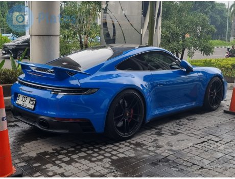 B 117 AMR, Porsche 911