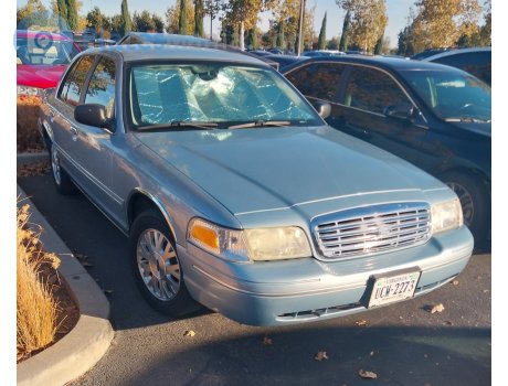 UCM-2273, Ford Crown Victoria