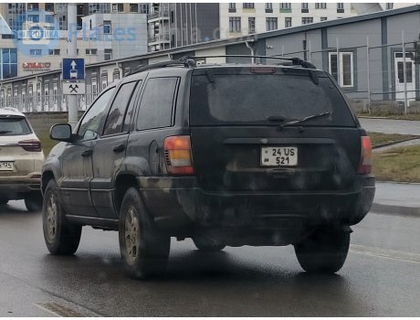 24 US 521, Jeep Grand Cherokee