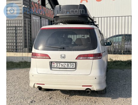 37 NZ 870, Honda Elysion