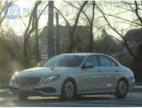 8218 OE-5, Mercedes-Benz E-Klasse