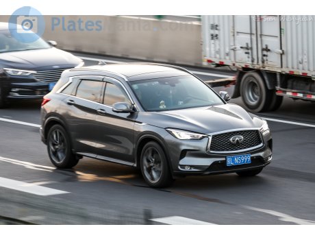 京L·NS999, Infiniti QX50/EX-Series