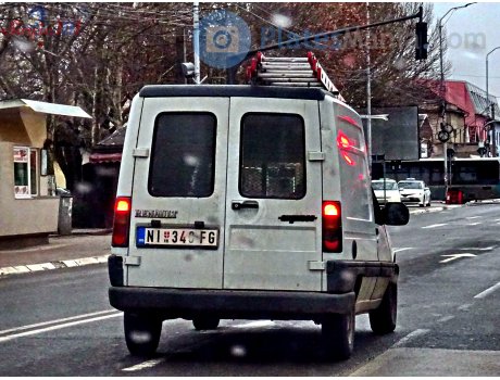 NI 340-FG, Renault Express