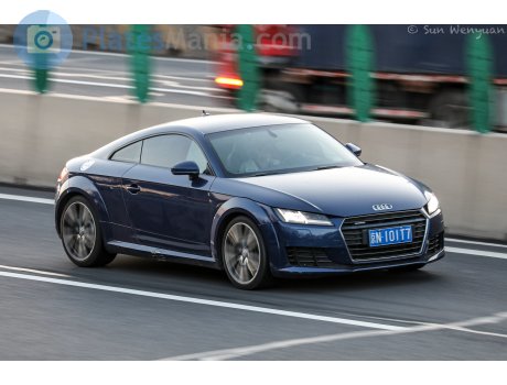 京N·101T7, Audi TT