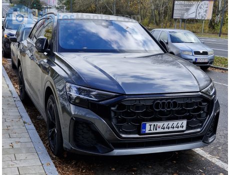 IN-44444, Audi Q8