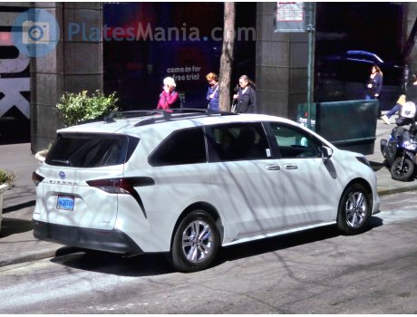 0125 TXD, Toyota Sienna