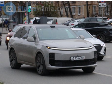 а215ек323, Li Xiang L7