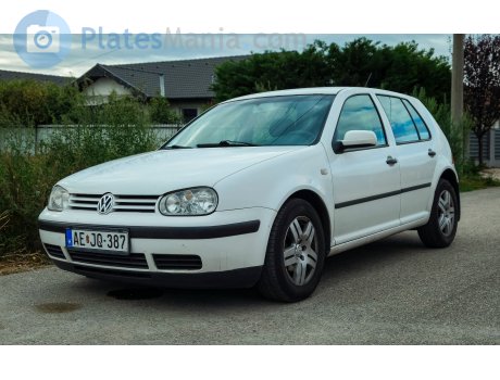 AE JQ-387, Volkswagen Golf