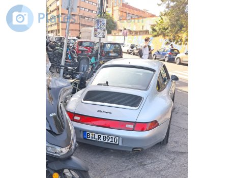 B LR 8910, Porsche 911