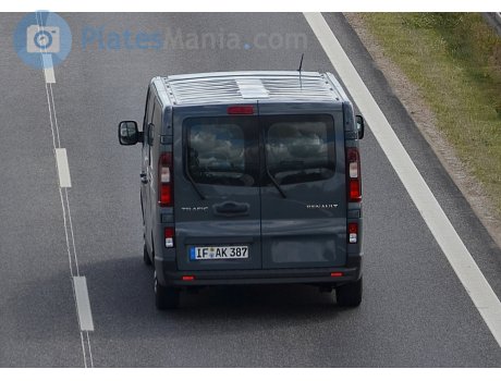 IF AK 387, Renault Trafic