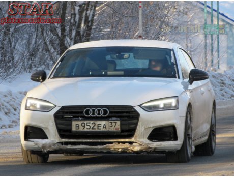 в952еа37, Audi A5