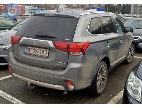 W 35348 J, Mitsubishi Outlander