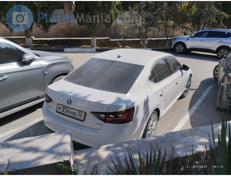 р354нв30, Skoda Superb