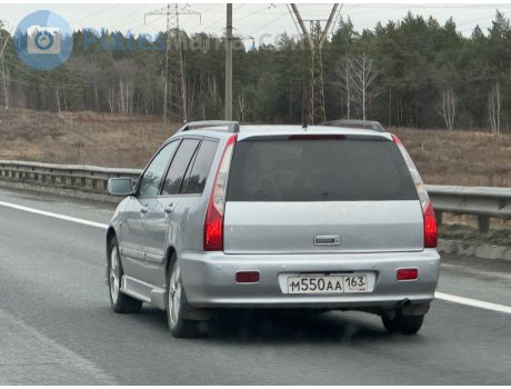 м550аа163, Mitsubishi Lancer