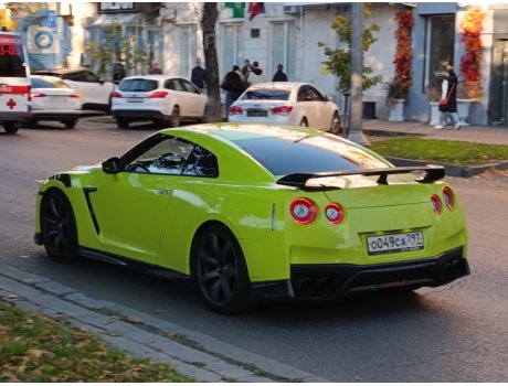 о049са797, Nissan GT-R