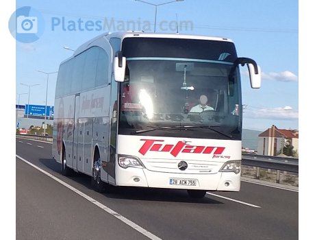 28 ACN 755, Mercedes-Benz Travego