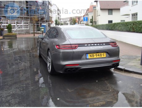 NB-948-F, Porsche Panamera