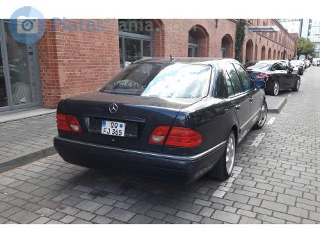 QQ FJ 365, Mercedes-Benz E-Klasse