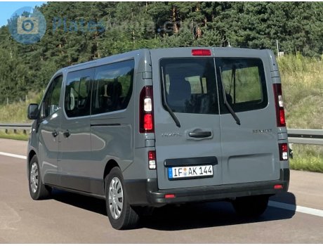 IF AK 144, Renault Trafic