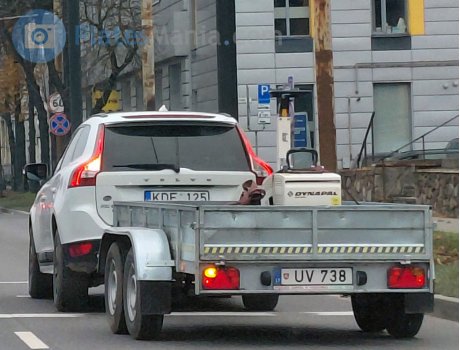 UV 738, Suski Przyczepy