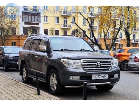 7777 HO-1, Toyota Land Cruiser