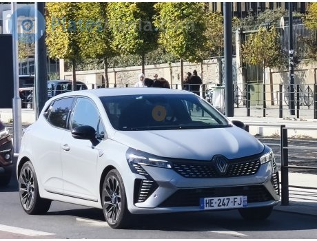 HE-247-FJ, Renault Clio