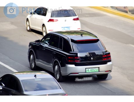 沪A·HD5233, Toyota Century