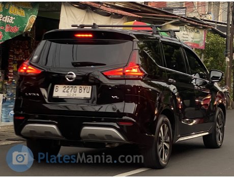 B 2270 BYU, Nissan Livina