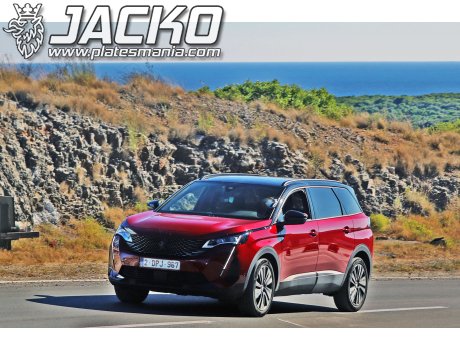 2-DBJ-967, Peugeot 5008