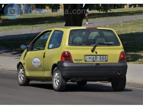 HAB-666, Renault Twingo