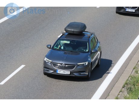 NT MN 11, Opel Insignia