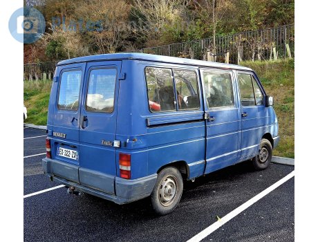EX-322-ZX, Renault Trafic