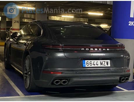 6644 MZW, Porsche Panamera