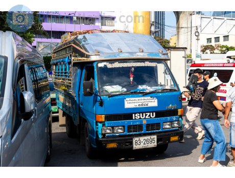 83-2695, Isuzu N-Series