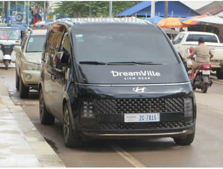 2C-7815, Hyundai Staria