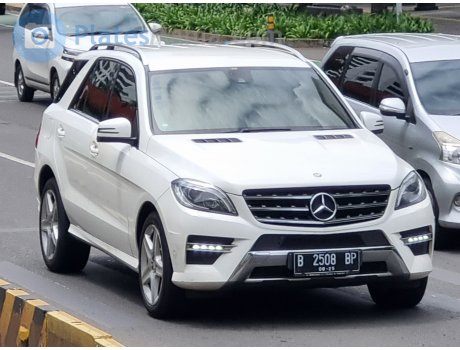 B 2508 BP, Mercedes-Benz M-Klasse