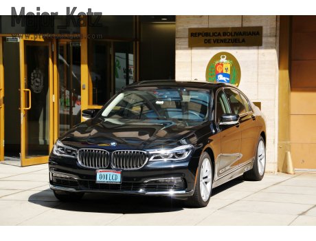 001 LCD, BMW 7 Series