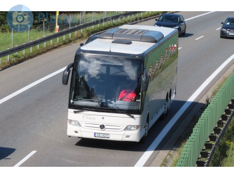 V8 XD1, Mercedes-Benz Tourismo