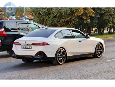 018 RK 01, BMW 5 Series