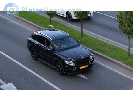 L 2000 02, Bentley Bentayga