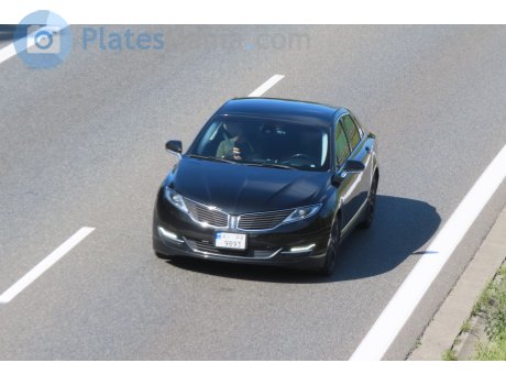 AI 9893 PB, Lincoln MKZ