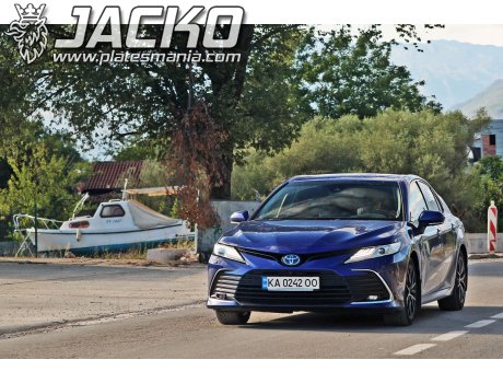 KA 0242 OO, Toyota Camry