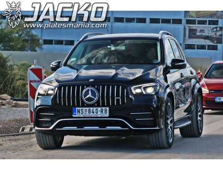 NS 840-RB, Mercedes-Benz GLE-Klasse