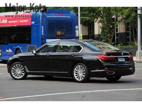 DTZ 0001, BMW 7 Series